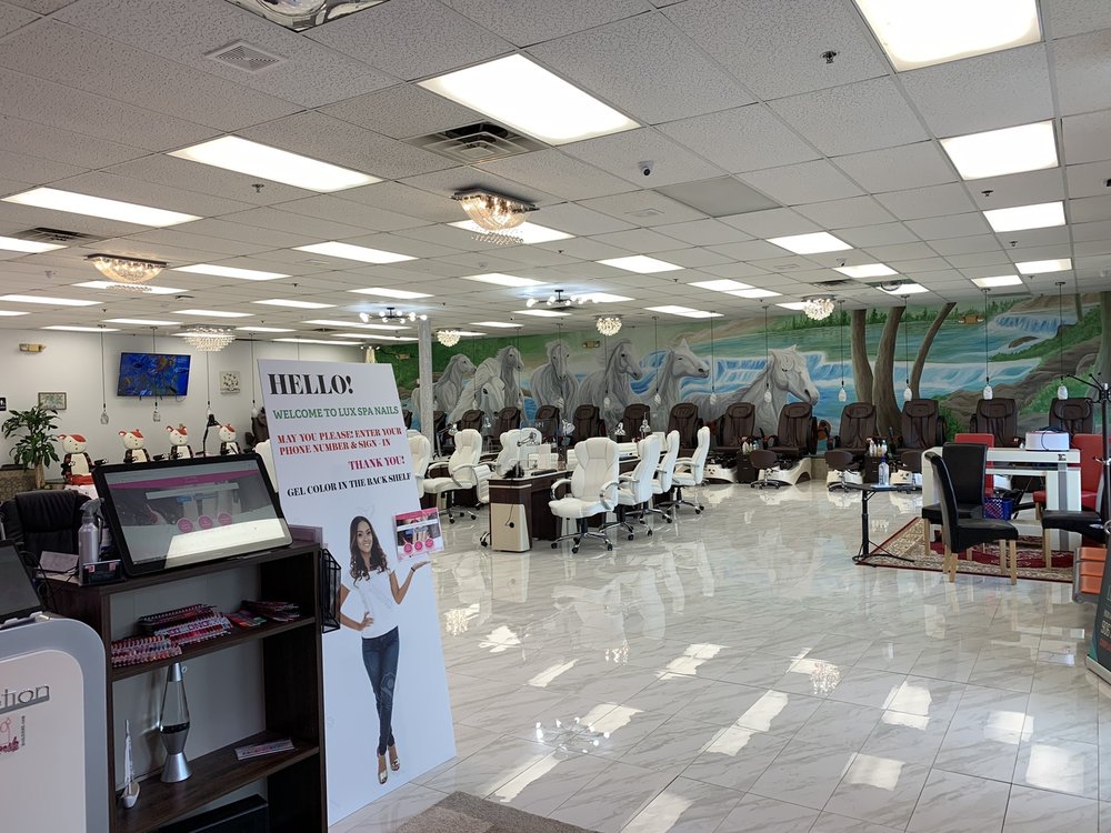 LUX SPA & NAILS Updated August 2024 28 Photos 1432 E Cloverland