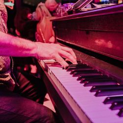 Sweet Caroline's Dueling Piano Bar