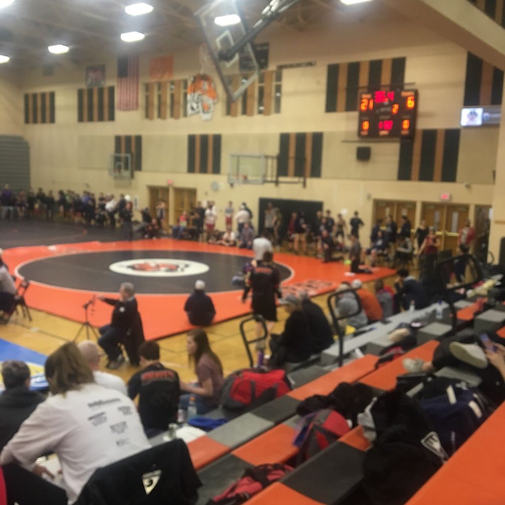 Lewis & Clark High School - Middle Schools & High Schools Near Me - Spokane, Washington Lewis & Clark High School - Middle Schools & High Schools Near Me - Spokane, Washington