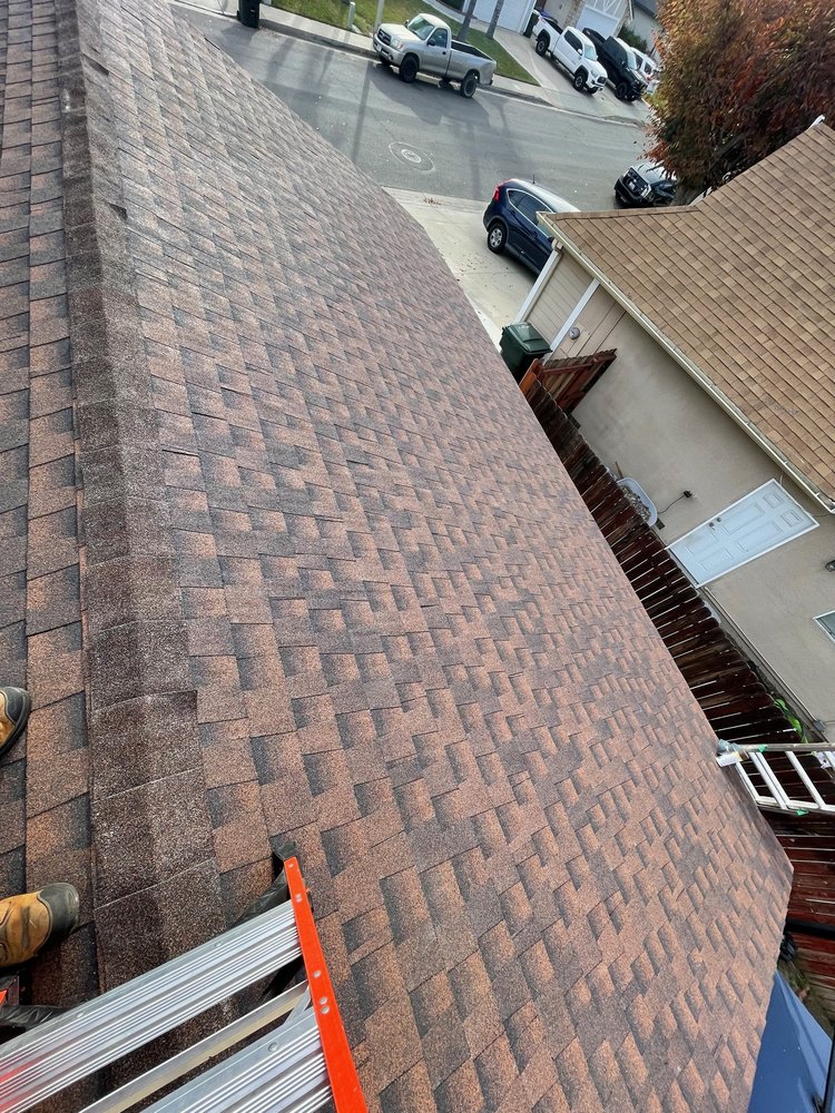 Slide of Roof Pros Rancho