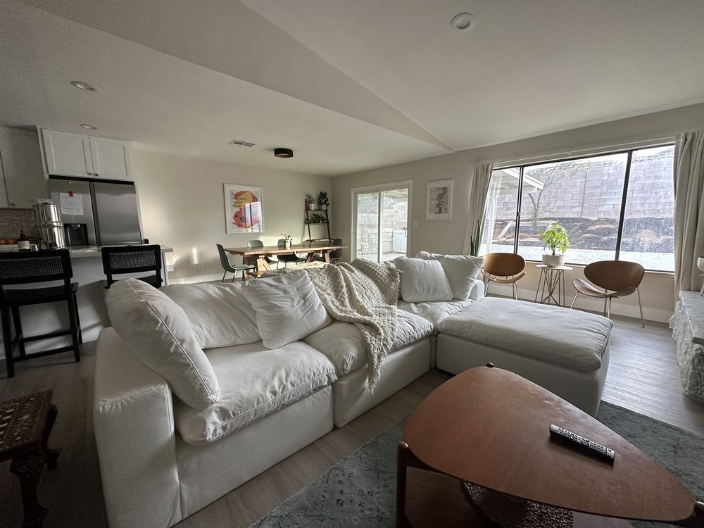 HOLLYWOOD GLAM FURNITURE 108 Photos & 72 Reviews 618 S La Brea Ave