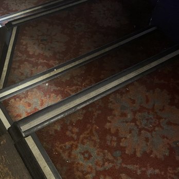 Lincoln Theatre - Carpet needs a deep cleaning as well - Cinema Near Me - Belleville, Illinois