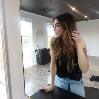 Salon Cremello - Hair Stylists Near Me - Santa Ynez, California Salon Cremello - Hair Stylists Near Me - Santa Ynez, California