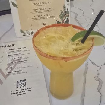 Valor - Cocktail Bars Near Me - Aiea, Hawaii