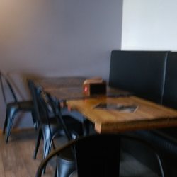 Burger Kitchen - Seating