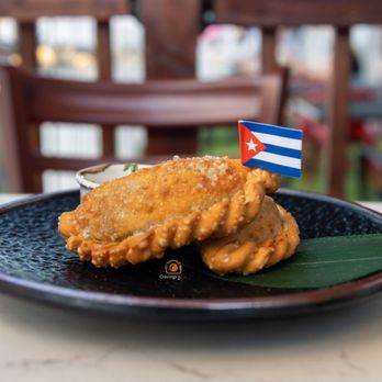 La Mulata - Chicken empanadas & Ropa vieja - Cuban Near Me - Miami Beach, Florida La Mulata - Chicken empanadas & Ropa vieja - Cuban Near Me - Miami Beach, Florida