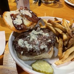 Pancho & Lefty's - Blue cheese bacon burger