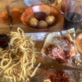 East End Pizza - Pizza Near Me - Kerrville, Texas East End Pizza - Pizza Near Me - Kerrville, Texas