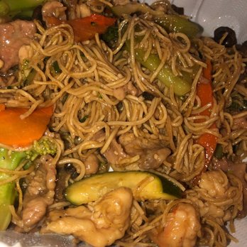 Noodle House - Combo crispy noodles - Vietnamese Near Me - Salinas, California
