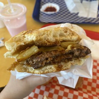 Ben's Burgers - Inside of the Hawaiian burger! - Burgers Near Me - Livermore, California Ben's Burgers - Inside of the Hawaiian burger! - Burgers Near Me - Livermore, California