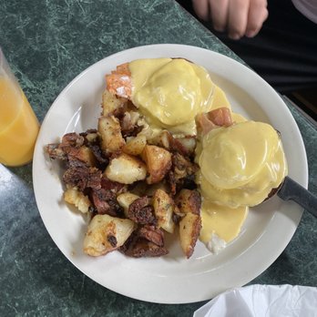 Red Apple Cafe - Salmon Benedict - Breakfast & Brunch Near Me - Fresno, California Red Apple Cafe - Salmon Benedict - Breakfast & Brunch Near Me - Fresno, California
