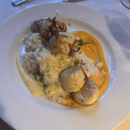 Pan-Seared Diver Scallops*
