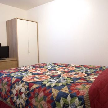 Shell Crest Motel - Hotels Near Me - Wells, Nevada Shell Crest Motel - Hotels Near Me - Wells, Nevada