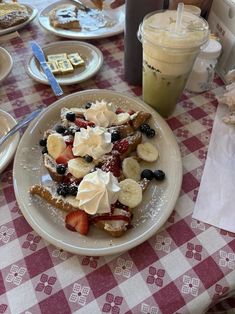 The Coffee Break Logo