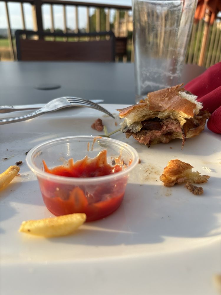 The Grill at Legacy Ridge Logo