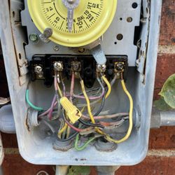 S&L Electric - Looks confusing.....