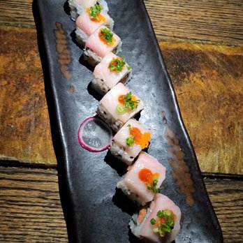 Kinjo Room - Spicy tuna roll was too basic - Sushi Bars Near Me - Atlanta, Georgia Kinjo Room - Spicy tuna roll was too basic - Sushi Bars Near Me - Atlanta, Georgia