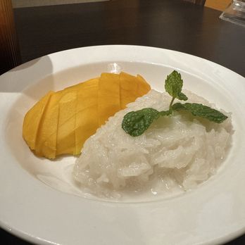 Thai Village - Mango w Sticky Rice - Thai Near Me - San Diego, California