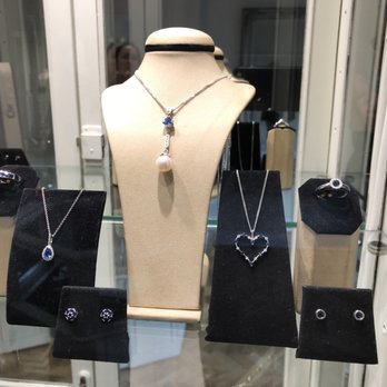Caroline Grace - Goldsmith & Designer - Jewelry Near Me - Camberley, SRY