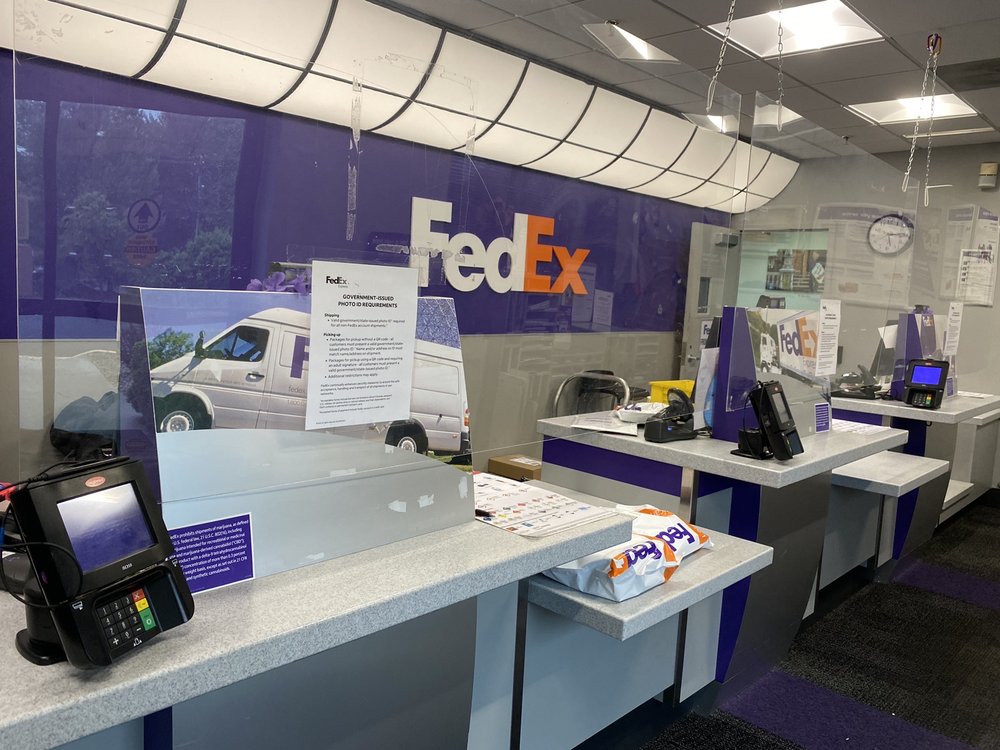 FEDEX SHIP CENTER Updated June 2024 11 Reviews 210 Industrial Way