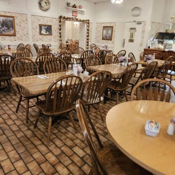 More Than Waffles - Inside of the restaurant - Breakfast & Brunch Near Me - Encino, California