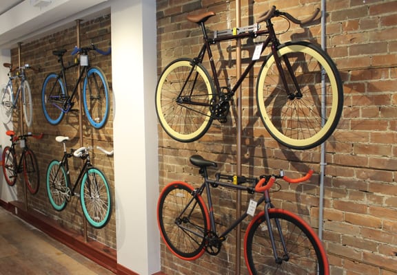 Velotique by null