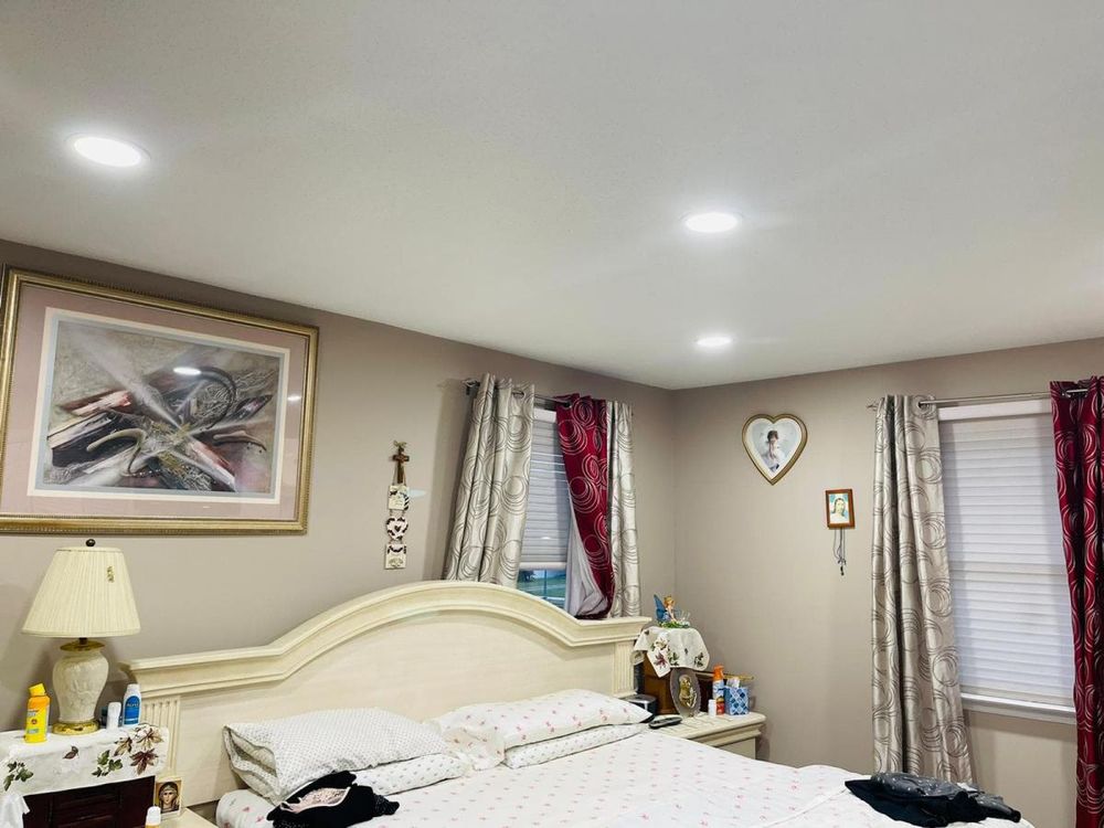 Slide of Supreme Construccion