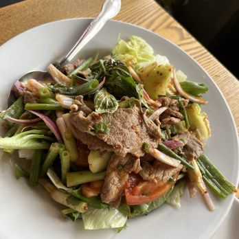 Basil Thai Cuisine - Beef salad .. tasty lime vinaigrette - Thai Near Me - Huntington Beach, California Basil Thai Cuisine - Beef salad .. tasty lime vinaigrette - Thai Near Me - Huntington Beach, California