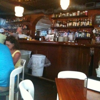 Louie's - Dive Bars Near Me - Dallas, Texas