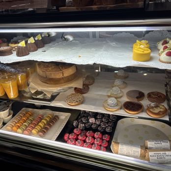 Cafe Encore - Pastries - Coffee & Tea Near Me - San Francisco, California