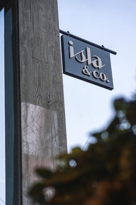 Isla & Co. - Williamsburg by null