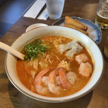 Le Shrimp Noodle Bar - Noodles Near Me - Glendale, California