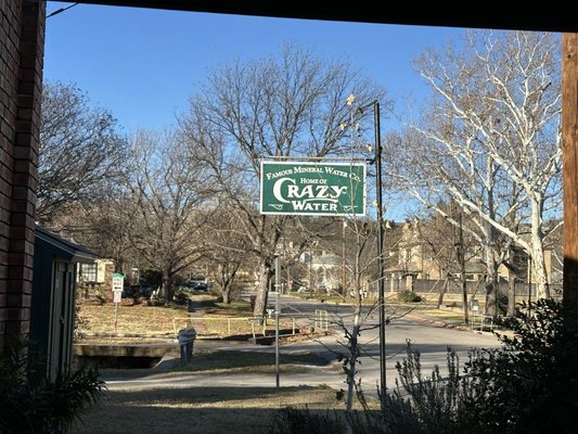 Famous Water Co by null