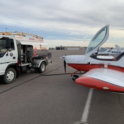 Glendale Municipal Airport - Refueling service - very fast!