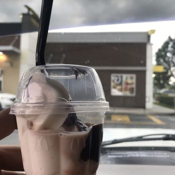 McDonald's - Fudge sundae - Fast Food Near Me - Altadena, California McDonald's - Fudge sundae - Fast Food Near Me - Altadena, California