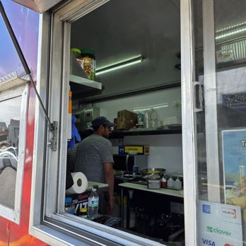 Taqueria El Paso - The large window of the food truck allowed you to look in and watch the cooks at work. - Mexican Near Me - Roanoke, Virginia Taqueria El Paso - The large window of the food truck allowed you to look in and watch the cooks at work. - Mexican Near Me - Roanoke, Virginia