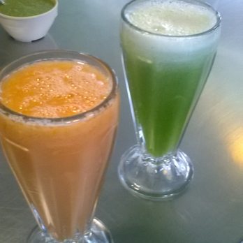 Los Tres Poblanos - Agua fresca chica para tomar en barra, diferentes sabores. - Breakfast & Brunch Near Me - México, D.F., DIF Los Tres Poblanos - Agua fresca chica para tomar en barra, diferentes sabores. - Breakfast & Brunch Near Me - México, D.F., DIF