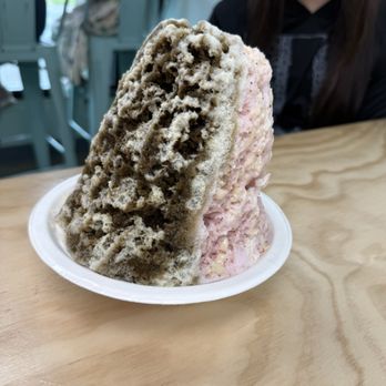 Chillest Shave Ice - Hojicha, strawberry milk, haupia with snow cap - Shaved Ice Near Me - Honolulu, Hawaii Chillest Shave Ice - Hojicha, strawberry milk, haupia with snow cap - Shaved Ice Near Me - Honolulu, Hawaii