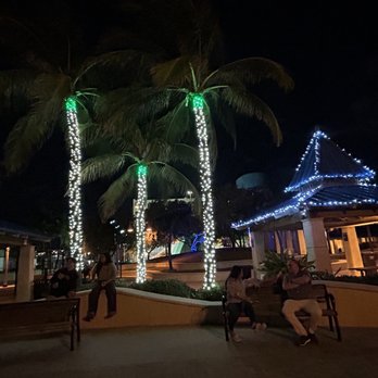 Charnow Park - Parks Near Me - Hollywood, Florida Charnow Park - Parks Near Me - Hollywood, Florida