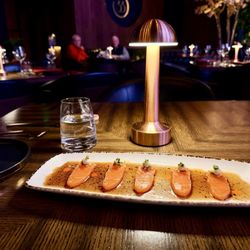 Three Thirty Three - Salmon sashimi