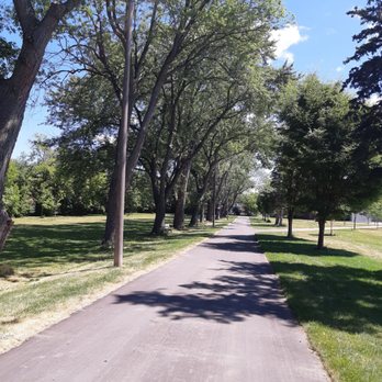 Elie Wiesel Park - Getting in our cardio and legs today! - Parks Near Me - North York, Ontario Elie Wiesel Park - Getting in our cardio and legs today! - Parks Near Me - North York, Ontario