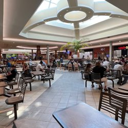 Hurry Curry - Nice food court