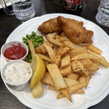 The Pelican Inn - Fish & Chips - Hotels Near Me - Muir Beach, California The Pelican Inn - Fish & Chips - Hotels Near Me - Muir Beach, California