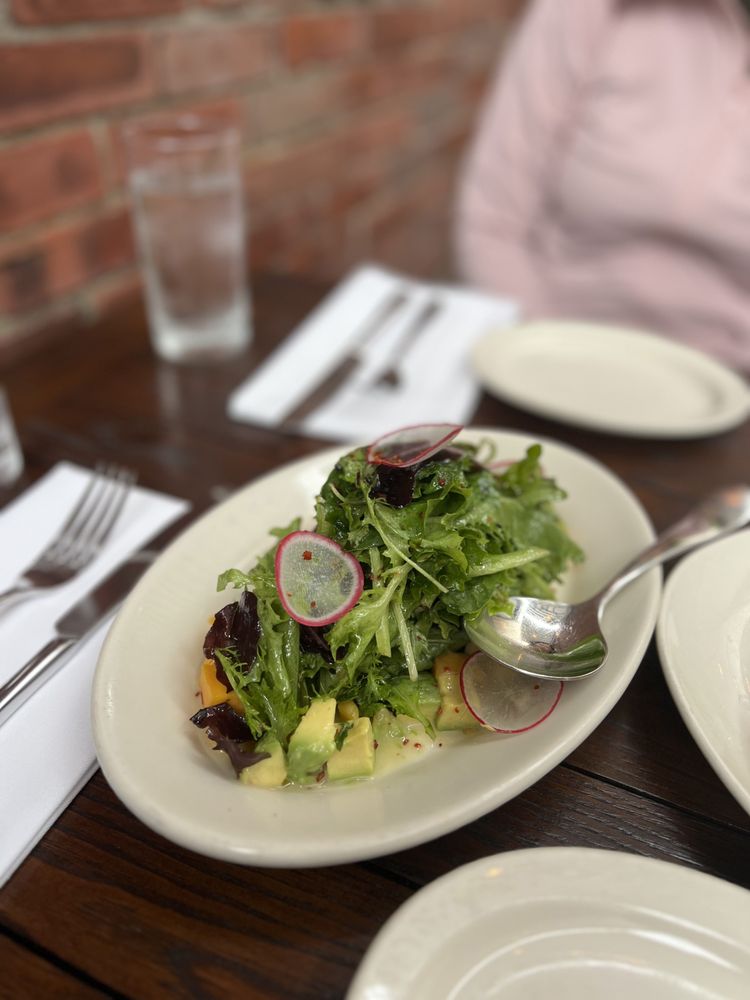 Isa Bistro