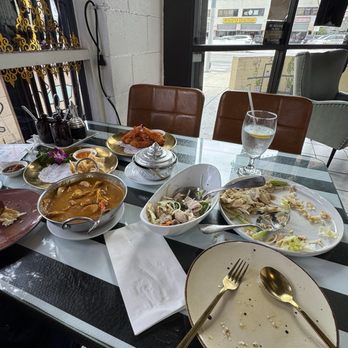Baan Thai - Thai Near Me - Panorama City, California
