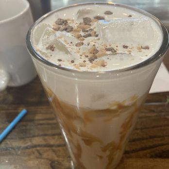 First Watch - Honey caramel crunch cold brew - Breakfast & Brunch Near Me - Austin, Texas