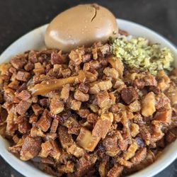 Tofu King - Mushroom sliced pork rice with egg