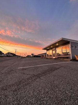 Mae's Sandwich Shop by null