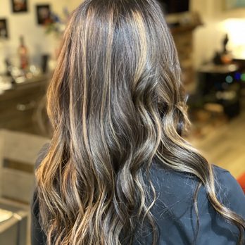 Creche Salon - After 2 years of no haircuts and box colors Berenice created this look in one visit. AMAZING!!! - Hair Salons Near Me - San Jose, California