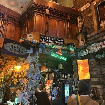 The Hairy Lemon - Inside - Irish Pub Near Me - Dublin, D The Hairy Lemon - Inside - Irish Pub Near Me - Dublin, D